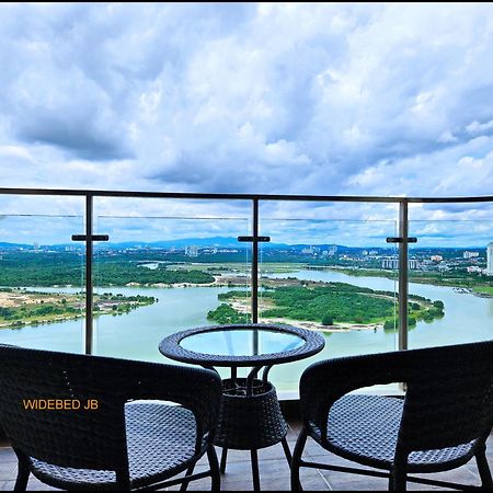 Hotel Country Garden Danga Bay By Widebed Jb à Johor Bahru Extérieur photo